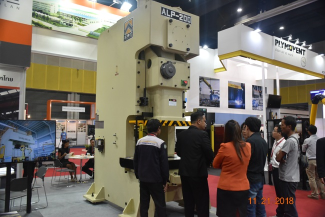 Применение силового пресса в технологии автоматизированного производства штамповки